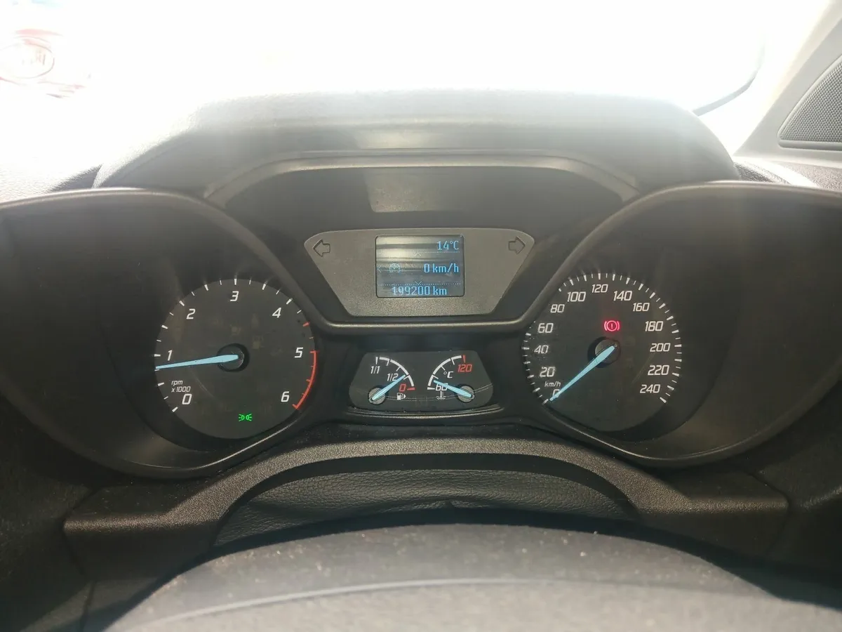 Ford Transit 2018 - Image 2