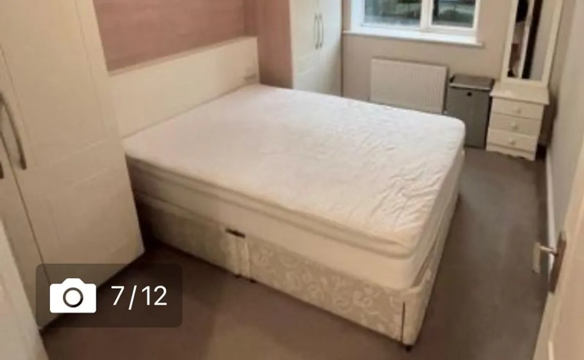 Double bed - base and mattress - Image 4