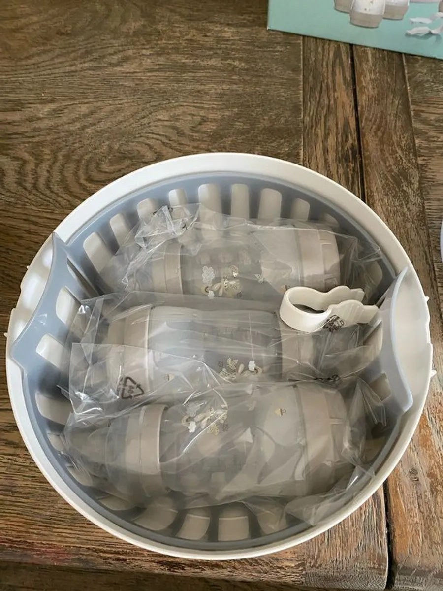 MAM Easy Start Microwave Steam Steriliser and Anti-Colic Baby Bottles Set - Image 2