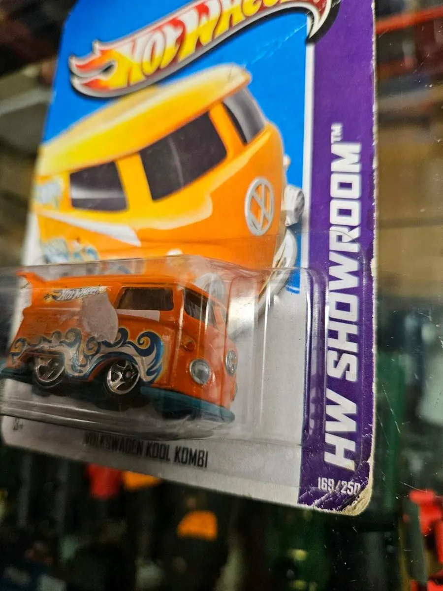 Corgi Hotwheels VW Van - Image 2