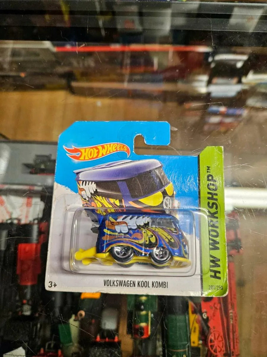Corgi Hotwheels VW Van - Image 1