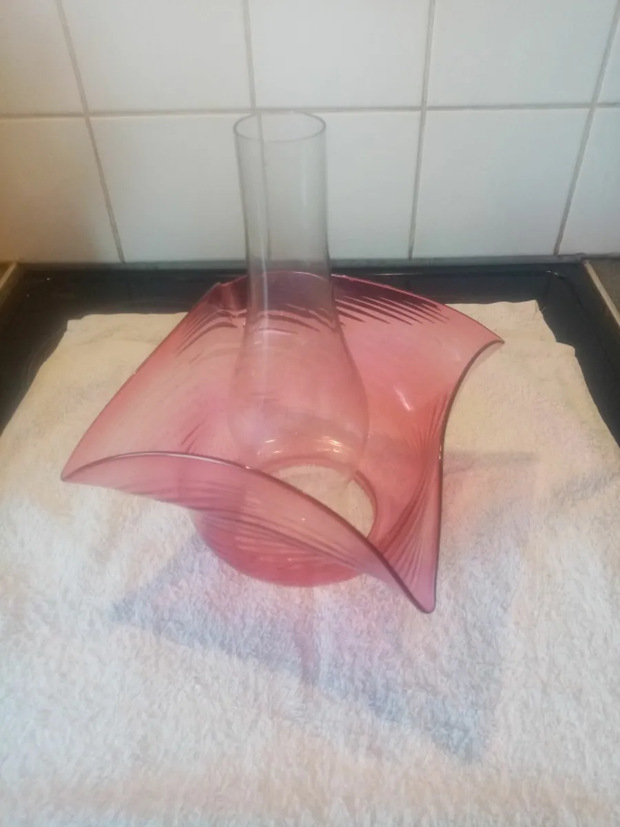 Victorian shade, oil lamp Bowl - Image 3