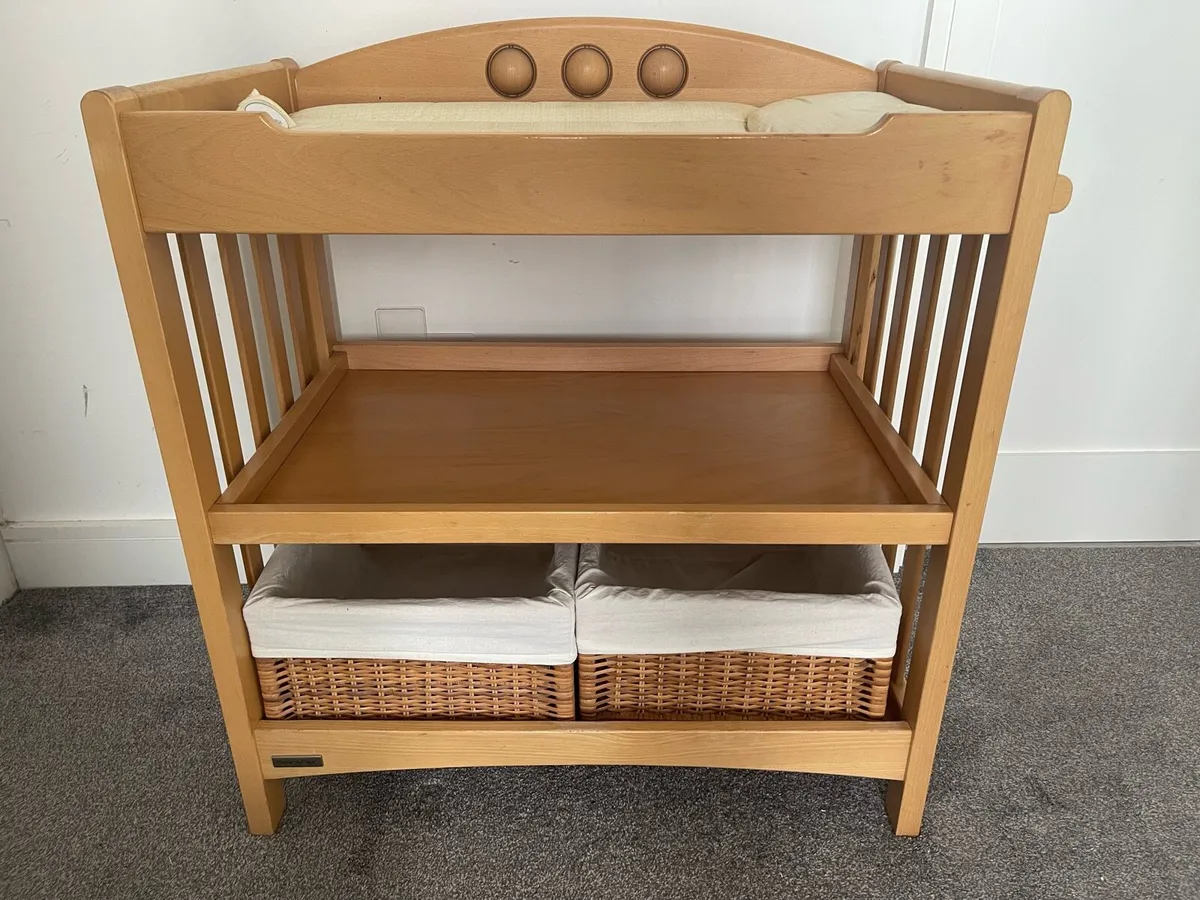 Mamas and papas changing table - Image 1