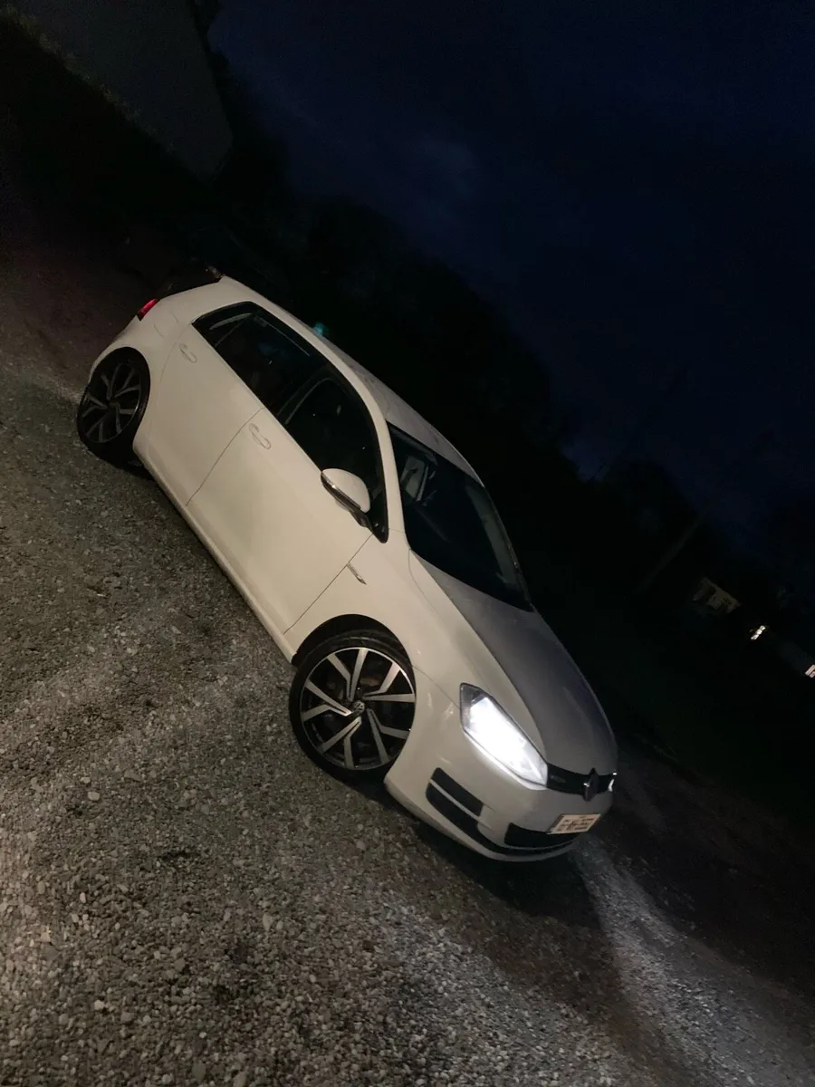 2016 White Golf - Image 1