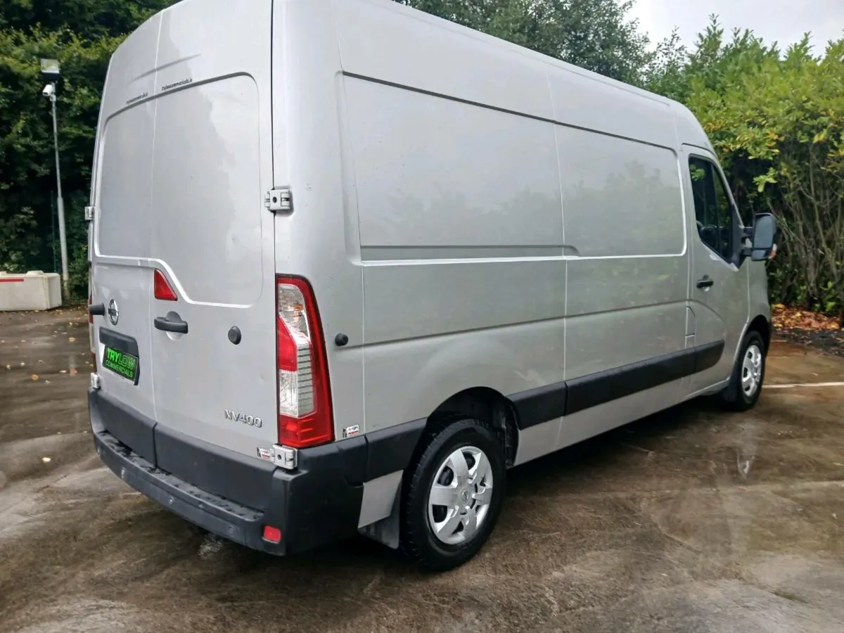 182 Nissan Nv400 One Owner Low Kms New Crvt 10/26 - Image 4