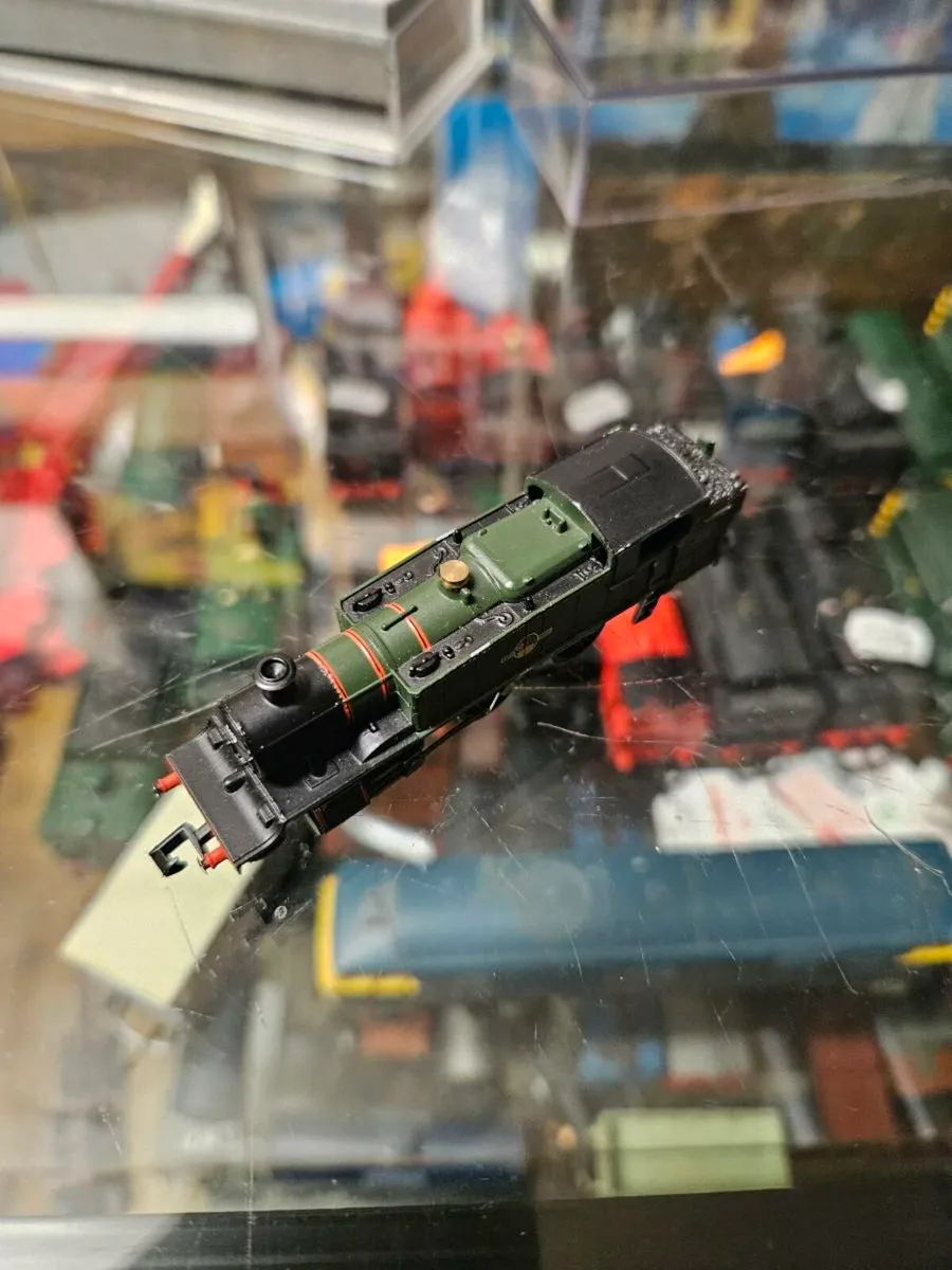 Hornby Graham Farish N Gauge Train Engine - Image 2