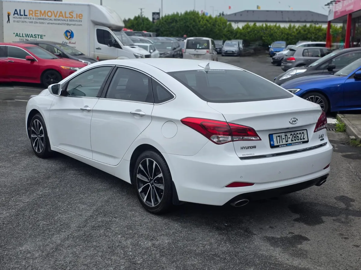 Hyundai i40 Executive 1.7crdi Manual (171) - Image 3