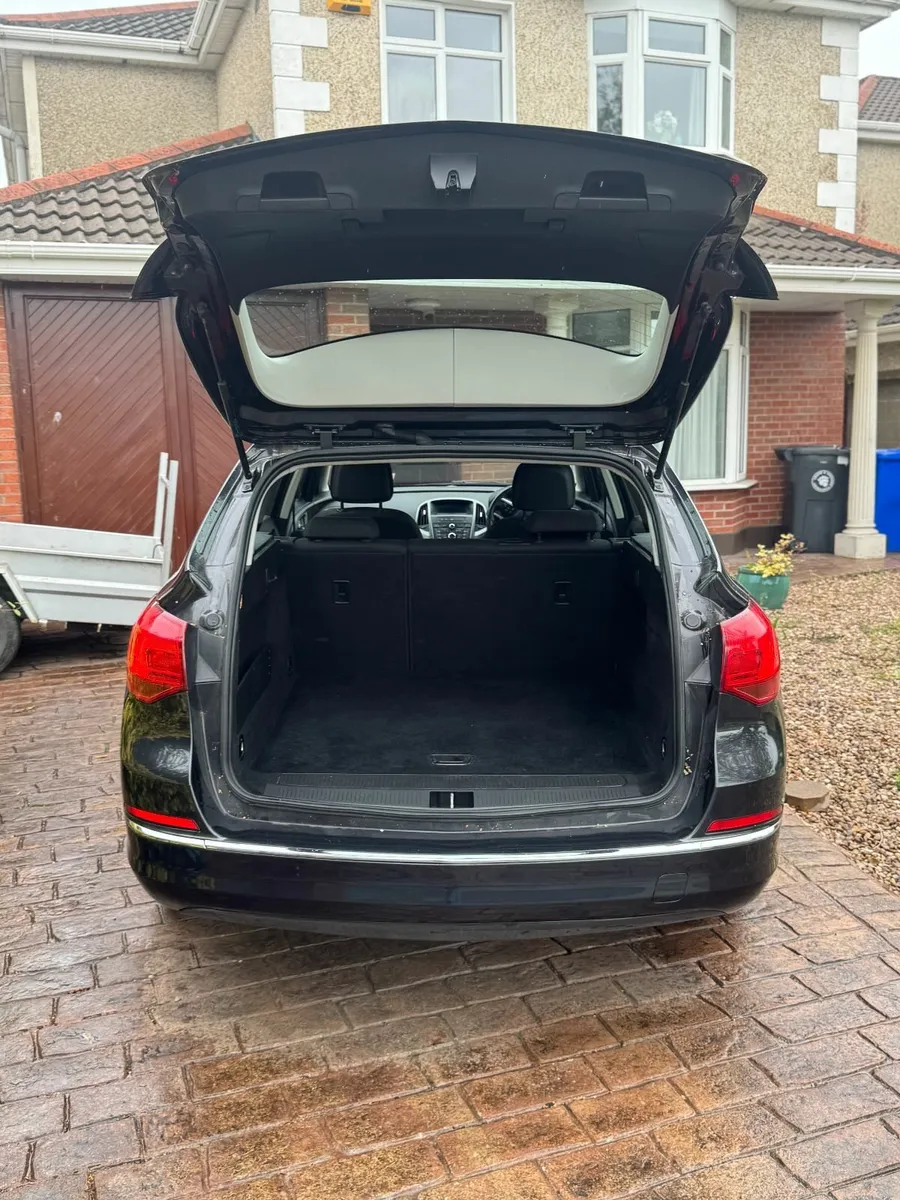 Opel Astra 2015 1.6 diesel -NCT PASSED LAST WEEK ✅ - Image 2
