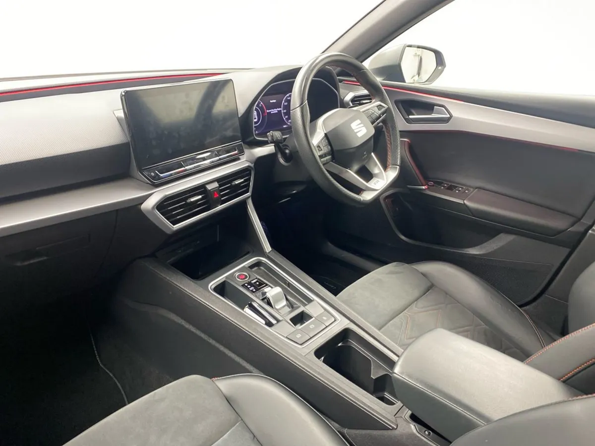 SEAT Leon E-hybrid 204hp DSG FR - Image 3