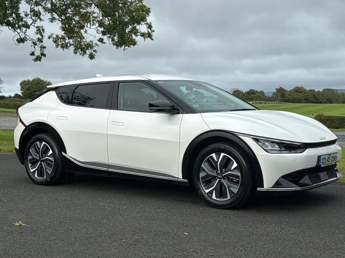 Kia EV6 2022 Earth Huge Spec Long Range - Image 2