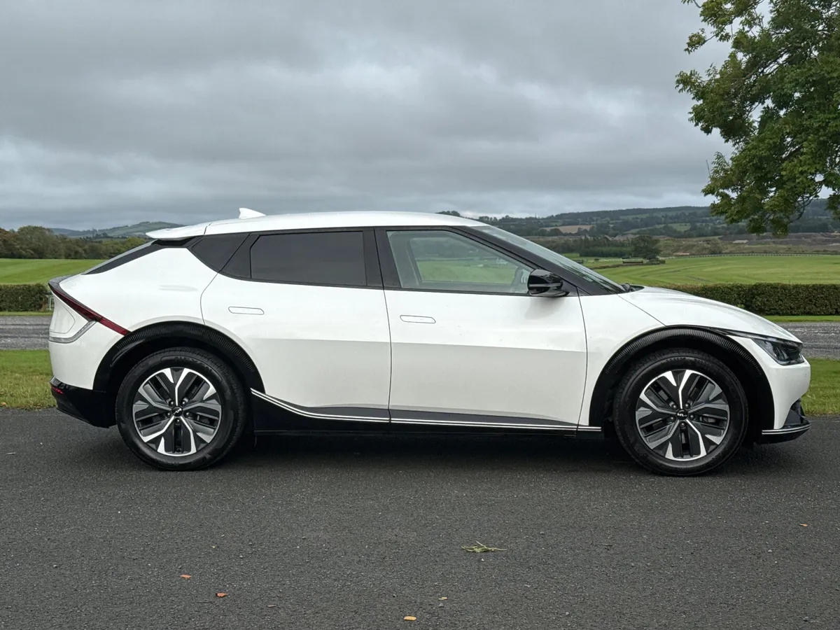 Kia EV6 2022 Earth Huge Spec Long Range - Image 3