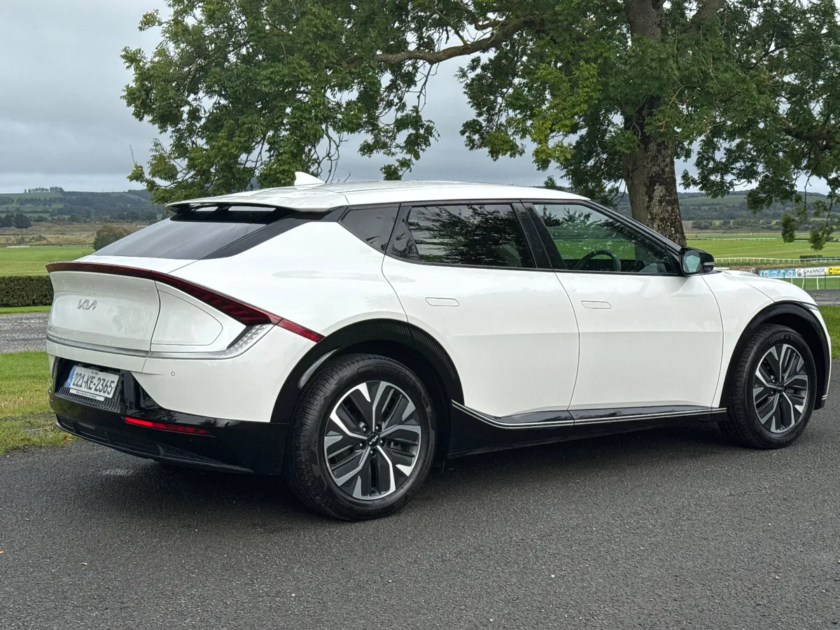 Kia EV6 2022 Earth Huge Spec Long Range - Image 4