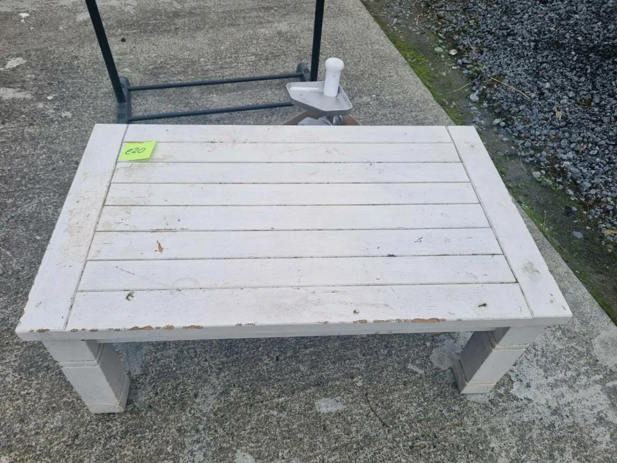 Household items - Image 1