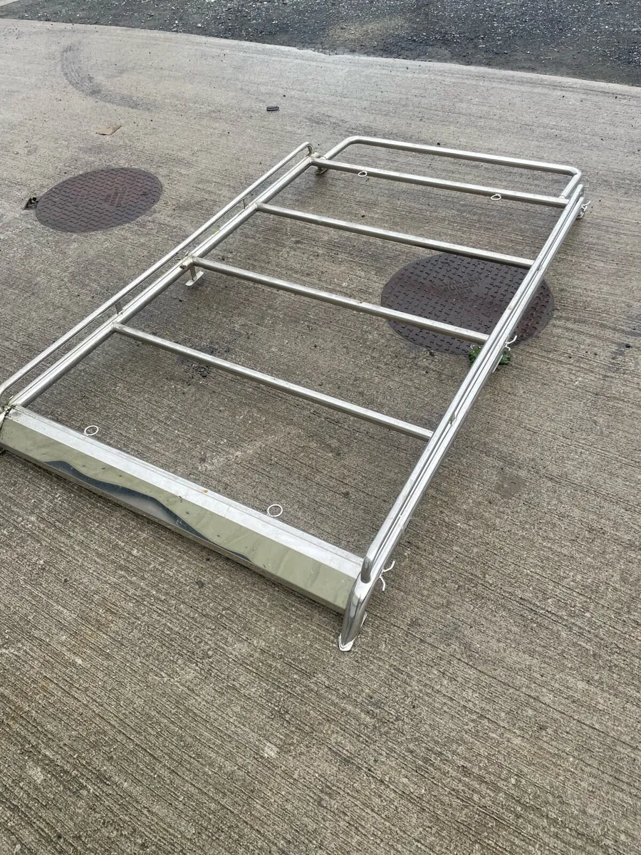 Roof rack - Image 2