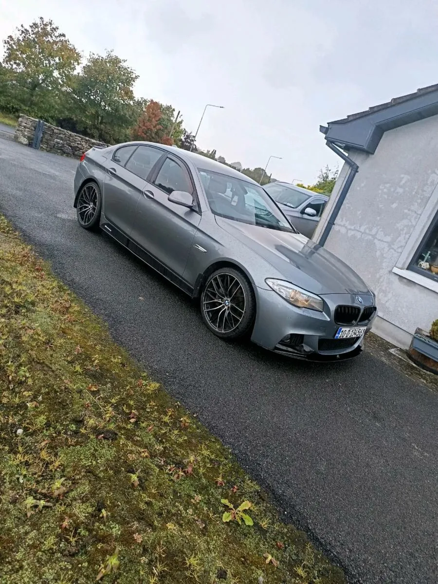 BMW 520D - Image 1