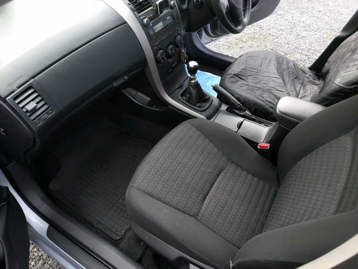 TOYOTA COROLLA 1.4 D4D TAX AND NCT TILL FEB 2026 . - Image 3