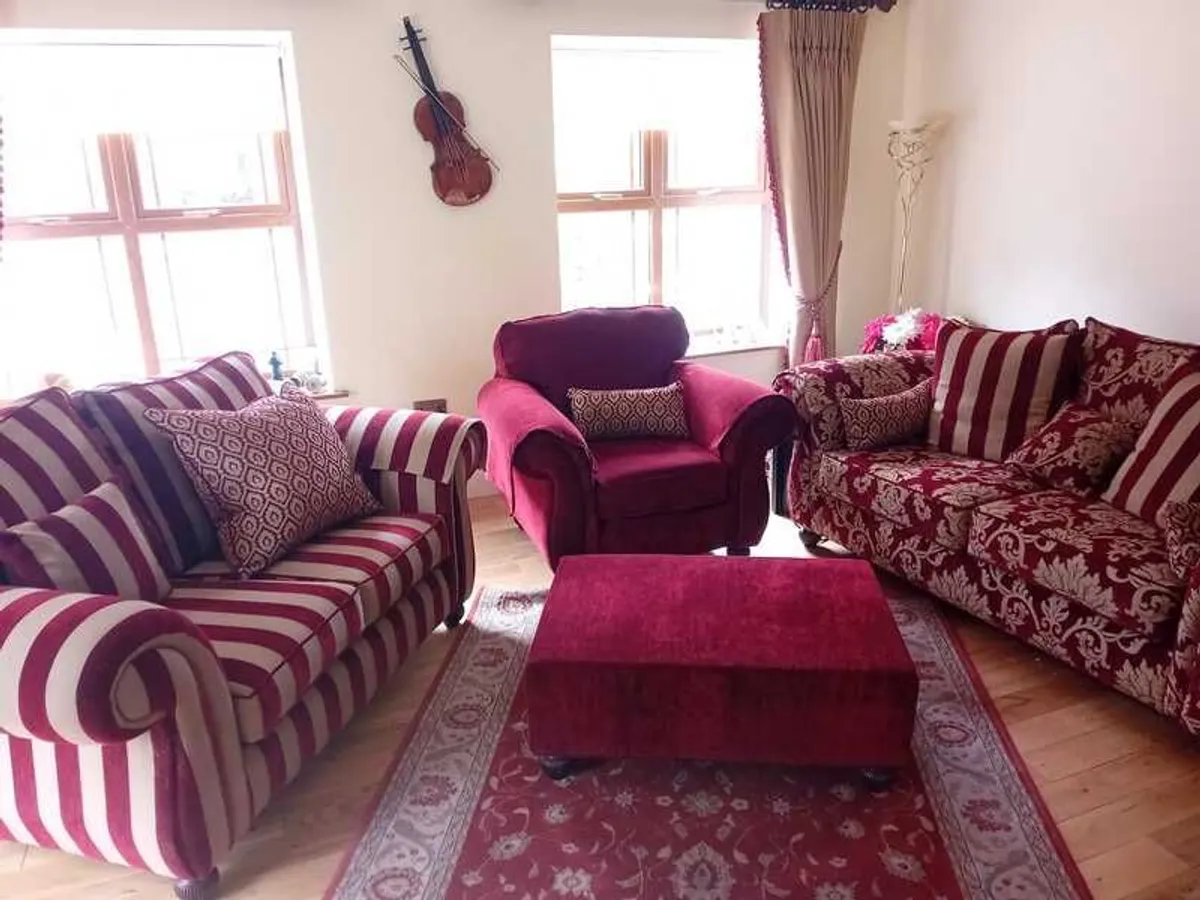 3 2 1 sofas - Image 1