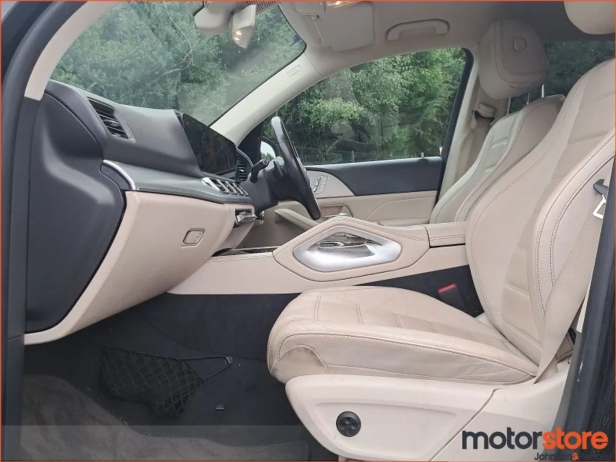 Mercedes-Benz GLE GLE 300 d AMG Line EXT 4matic - Image 4