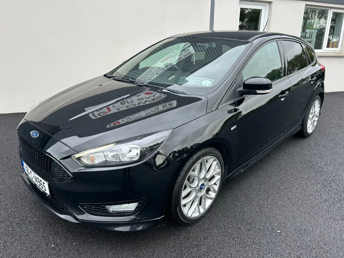 181 Ford Focus ST-Line 1.0 Ecoboost - Image 2