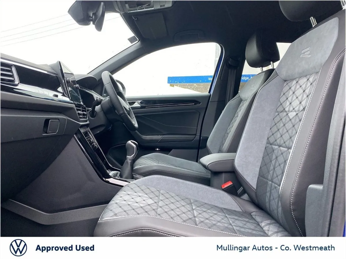 Volkswagen T-Roc R-line75 Black Pack 2.0 TDI - Image 4