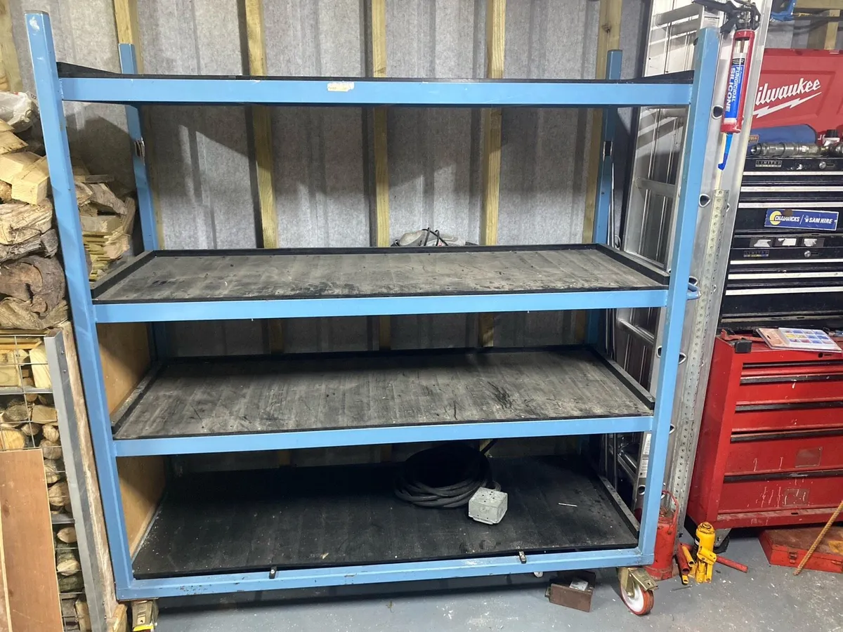 Work bench-shelving - Image 1