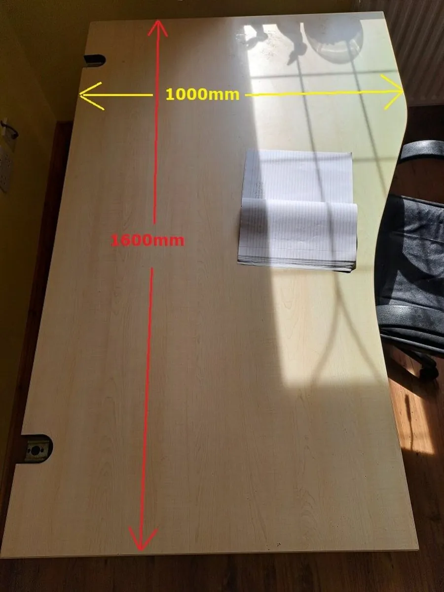 Office desk - Image 3