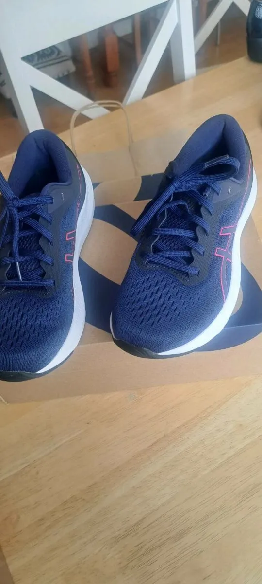 Asics Gel-Flux7 size 40 - Image 1