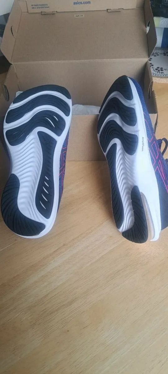 Asics Gel-Flux7 size 40 - Image 3