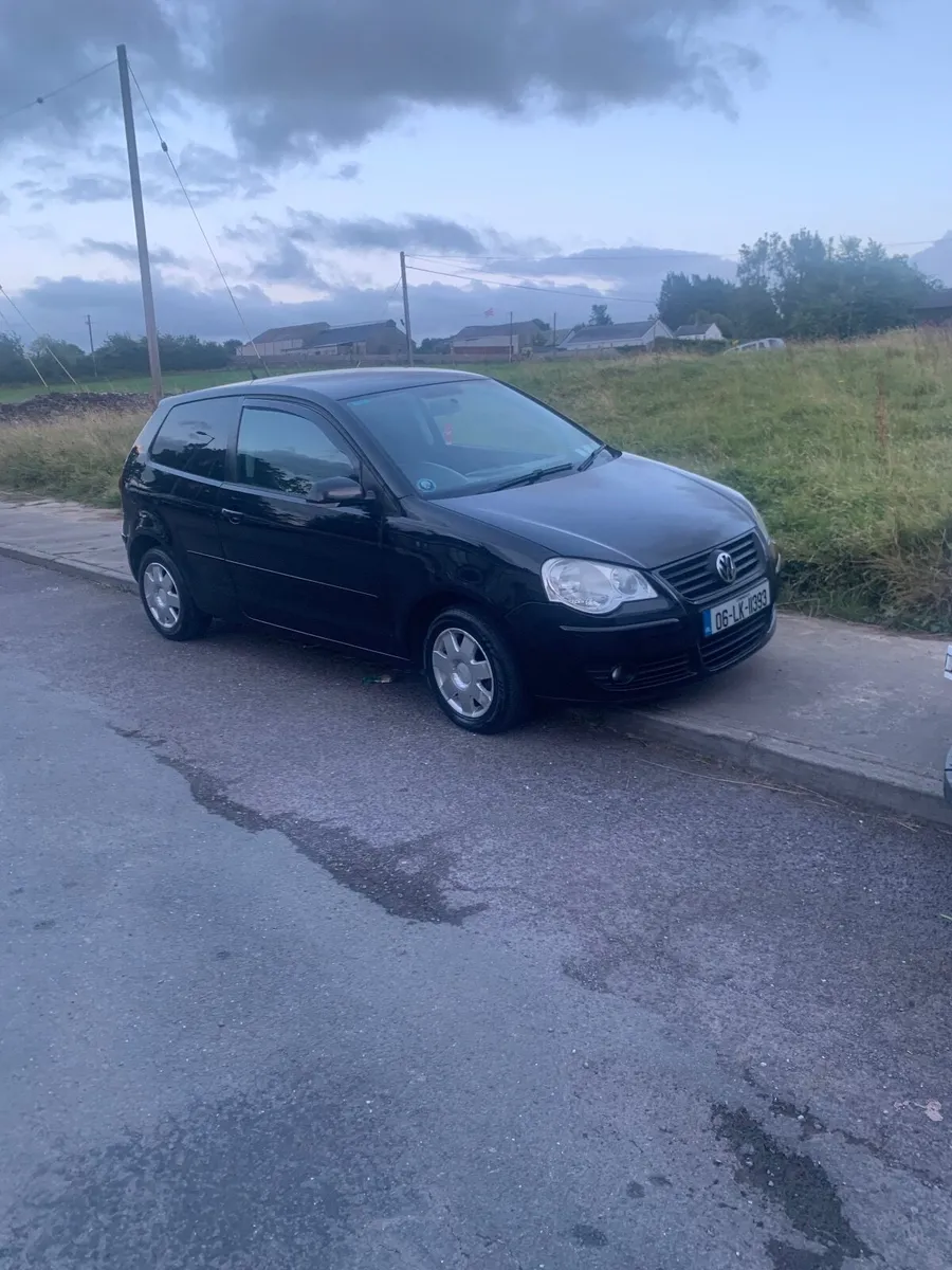Volkswagen Polo 2006 - Image 2