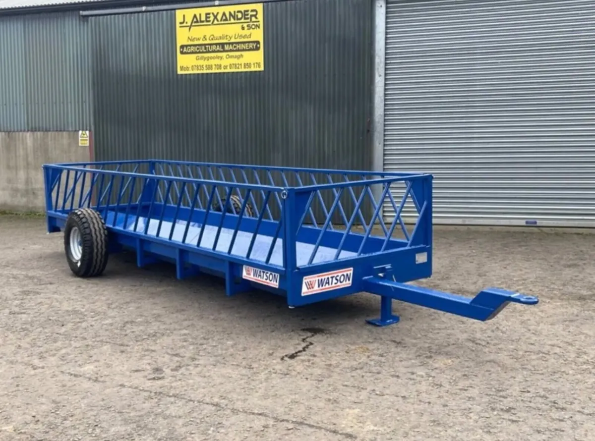 WATSON SHEEP / YOUNG STOCK FEEDING TRAILER - Image 1