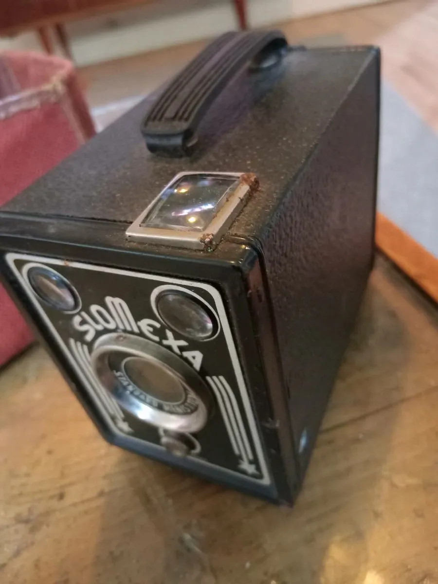 vintage slomexa camera in canvas bag - Image 2