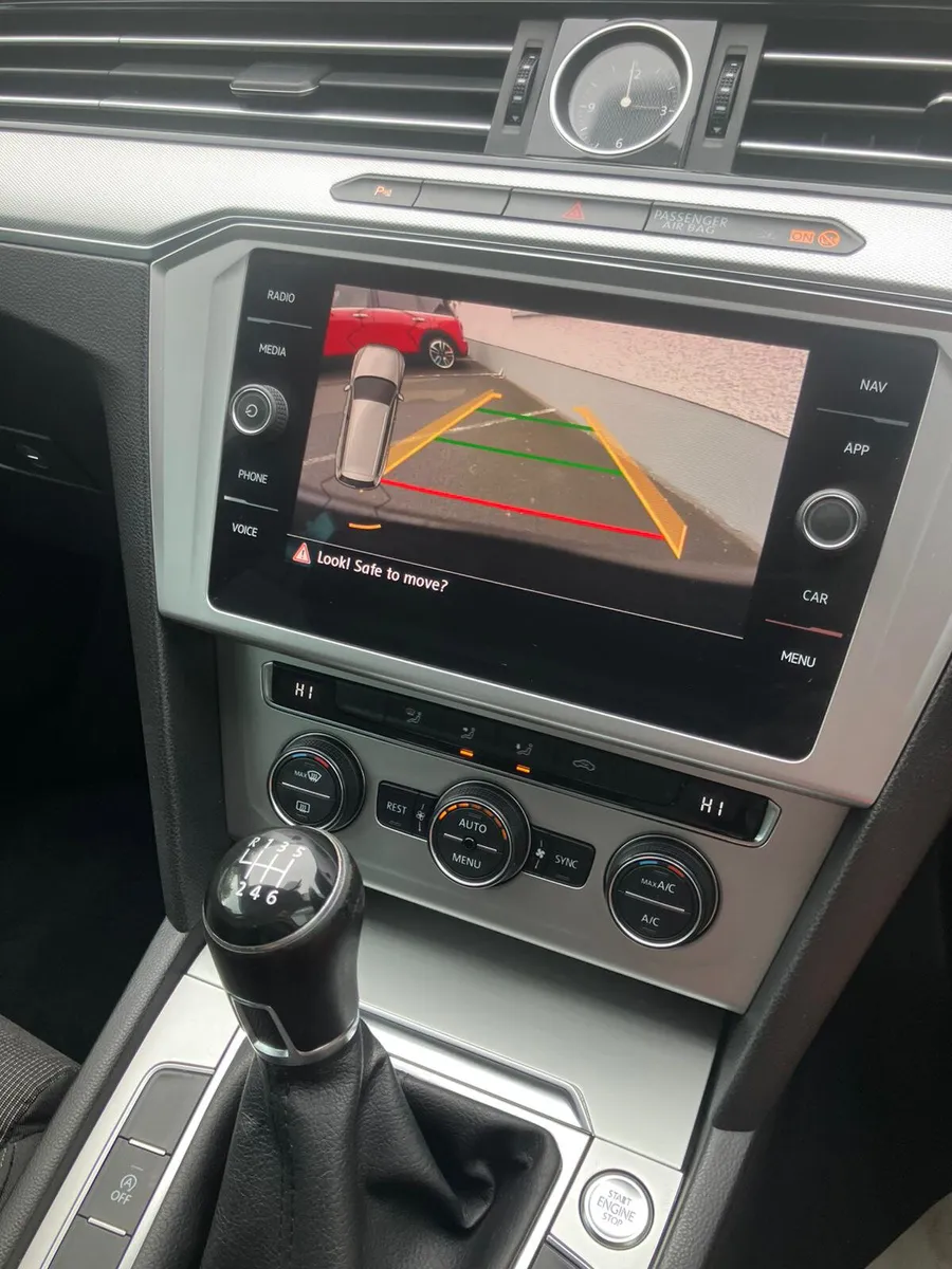 APPLE PLAY - TDI MANUAL 6SPEED- NEW NCT - Image 4