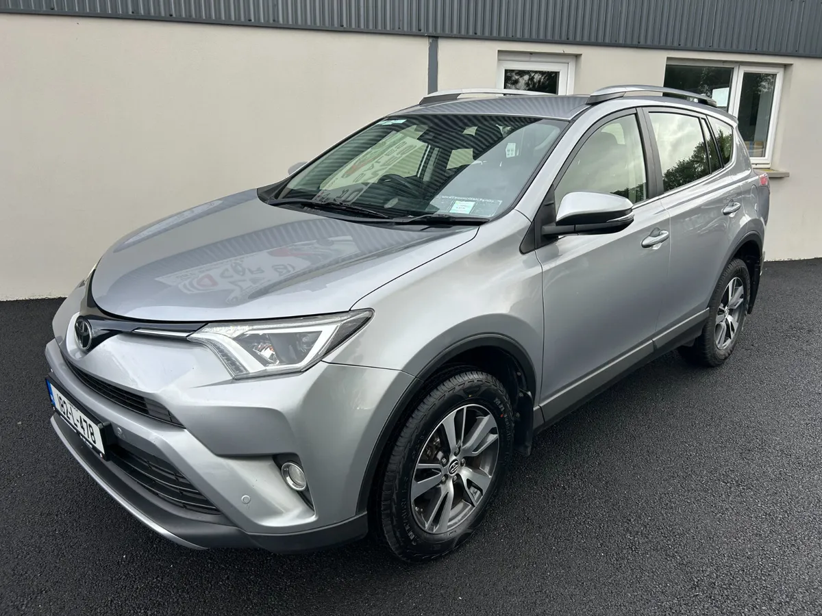 182 Toyota Rav4 2.0 D4-D Luna Sport - Image 2