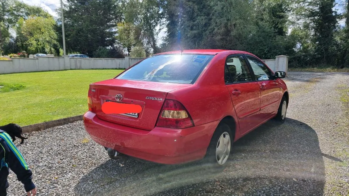 Toyota Corolla - Image 2