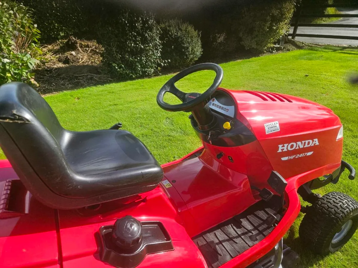Honda mower - Image 4