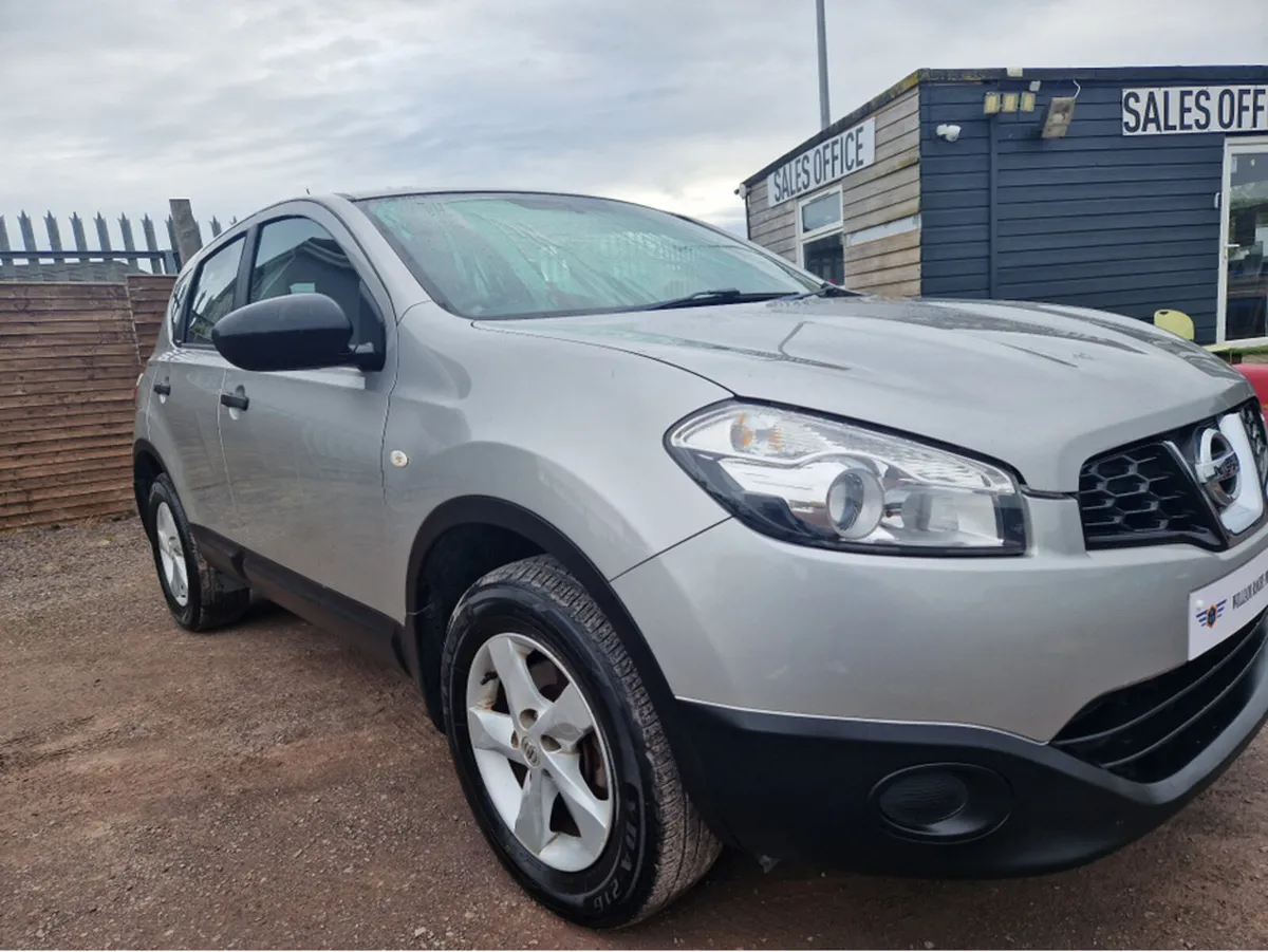 Nissan Qashqai 1.5 XE 5DR - Image 2