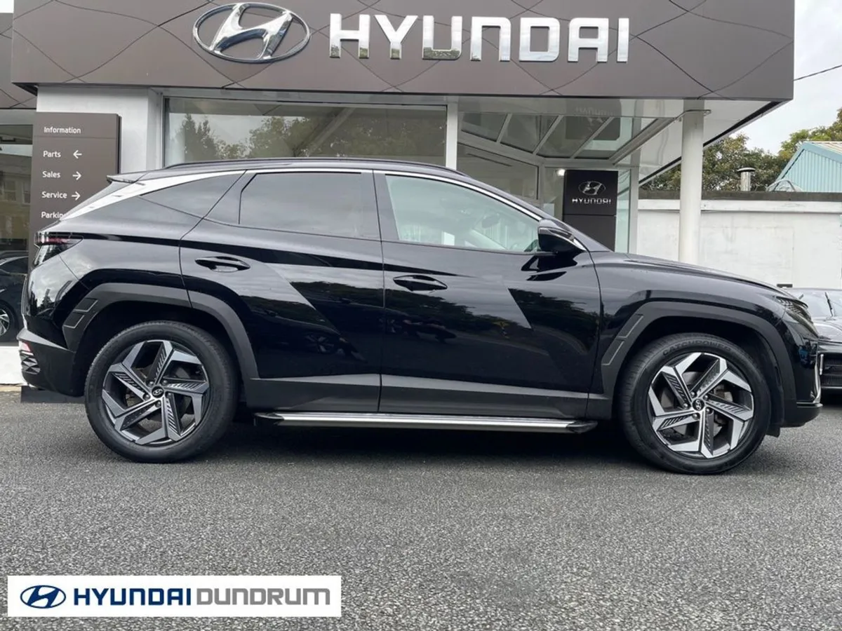 Hyundai Tucson Ix35 Executive Plus 2tone 5DR Auto - Image 3