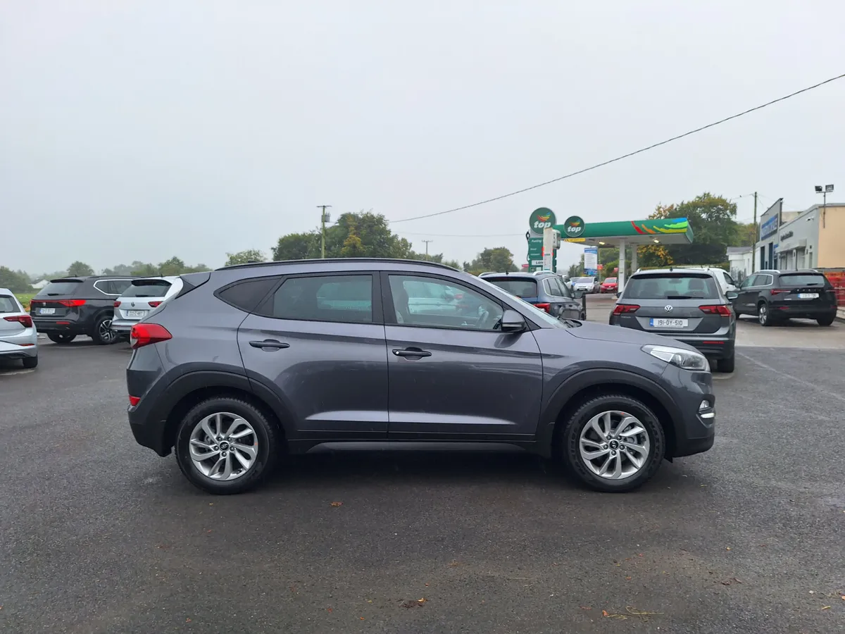 Hyundai Tucson 1.7 Premium *Top Spec/Sunroof - Image 2