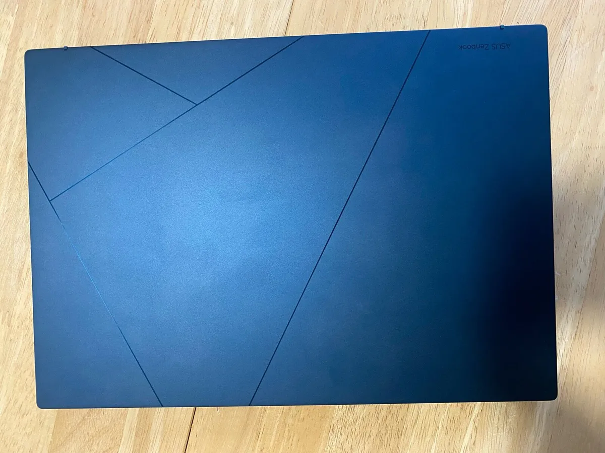 ASUS Zenbook 14 OLED Ultra 9 32gb 1tb SSD - Image 4