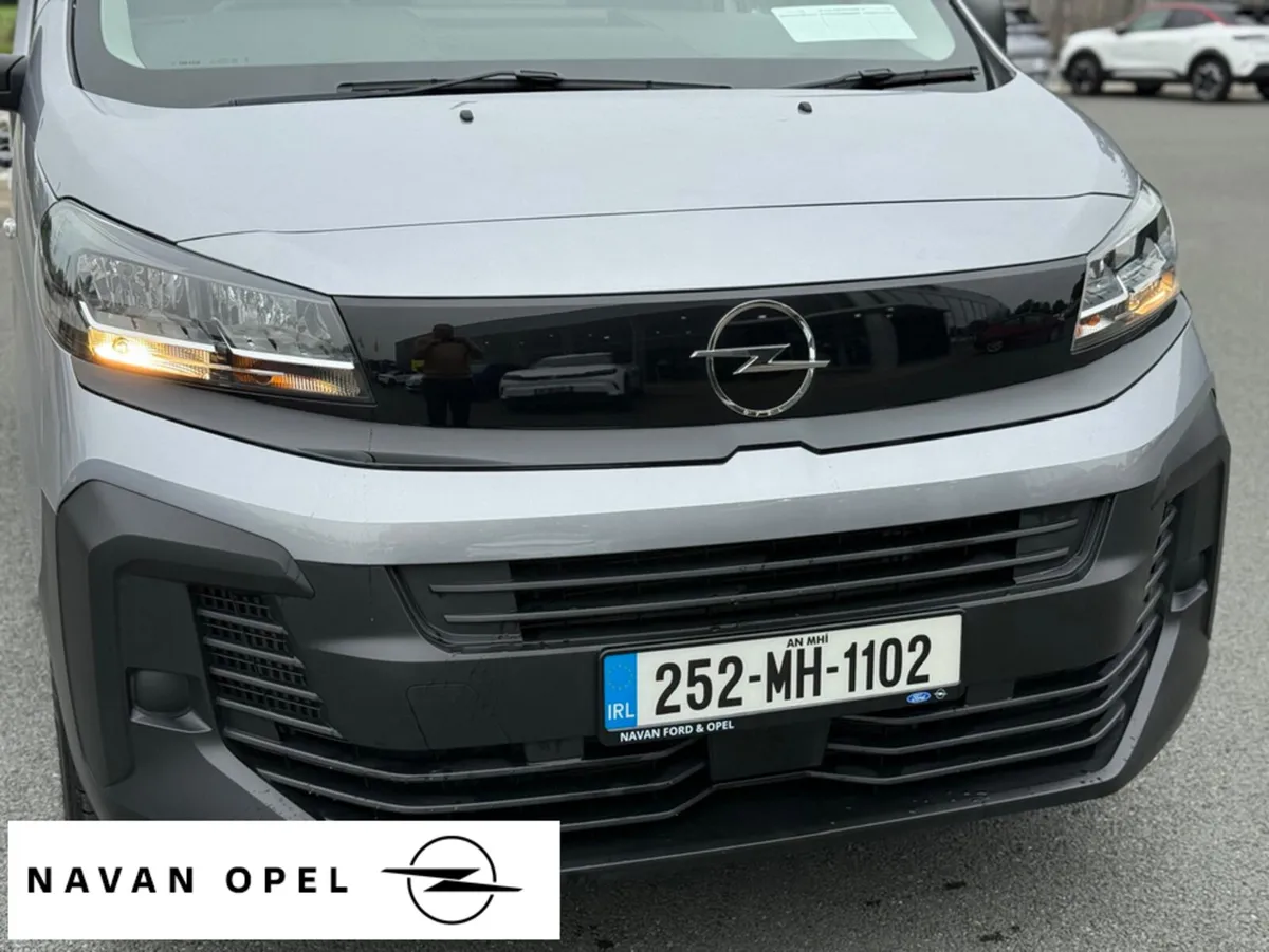 Opel Vivaro All-New Opel Vivaro Komfort LWB 1.5 TD - Image 2