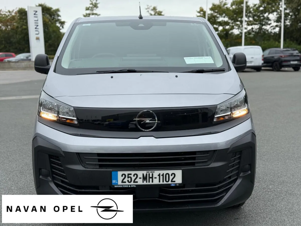 Opel Vivaro All-New Opel Vivaro Komfort LWB 1.5 TD - Image 3