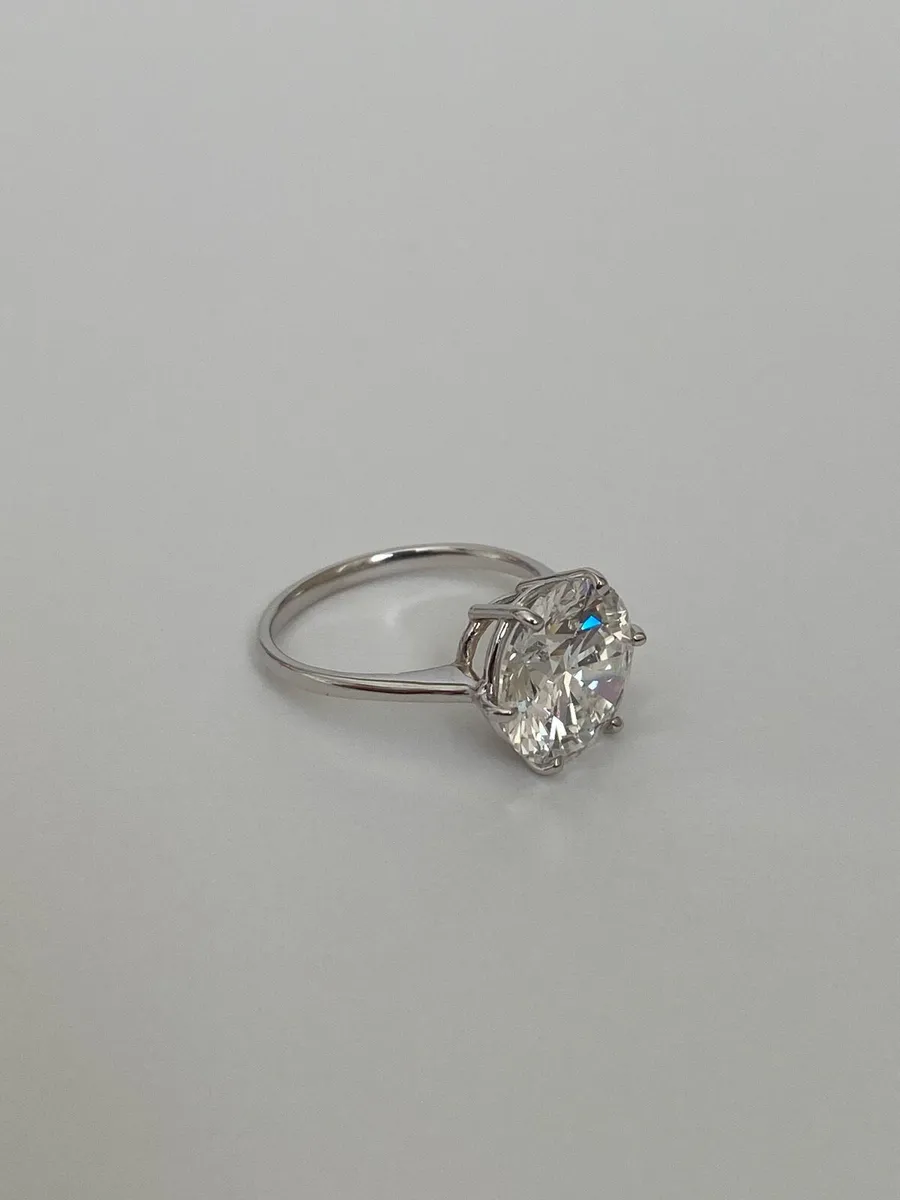 18k Engagememt Ring - Image 3