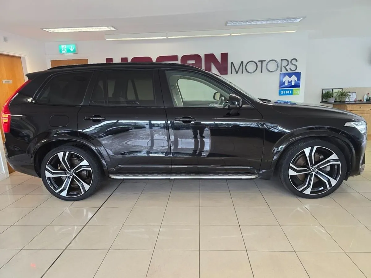 Volvo XC90 Recharge T8 Ultimate AWD Phev Automati - Image 3