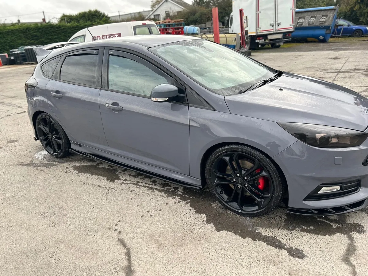Ford Focus 2017 - Image 4