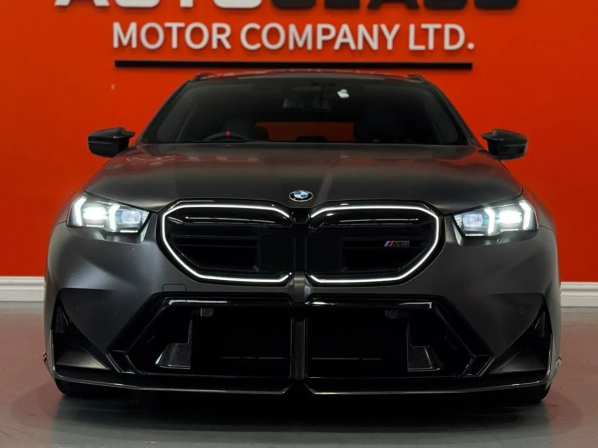 BMW M5 M5 Touring - Image 3