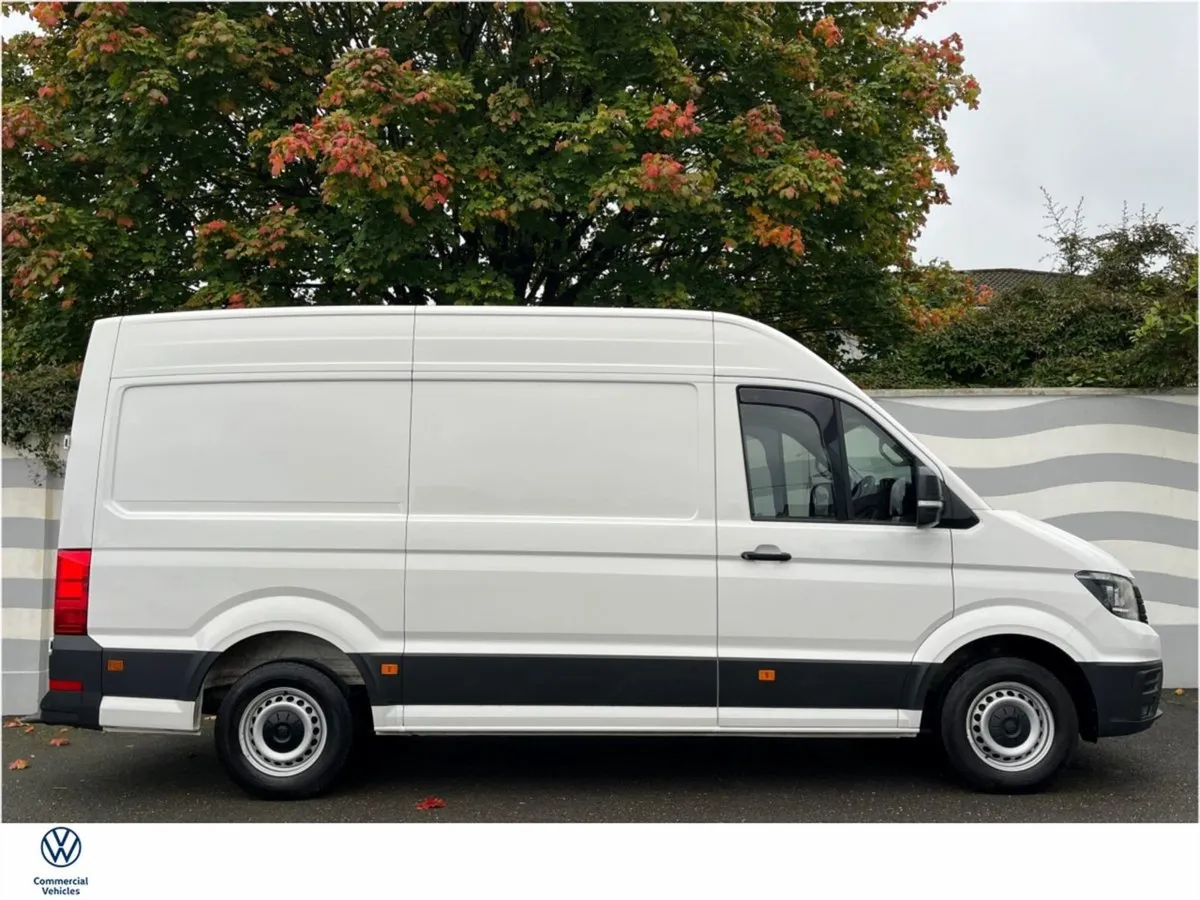 Volkswagen Crafter Trendline 30 Medium Wheel Base - Image 4