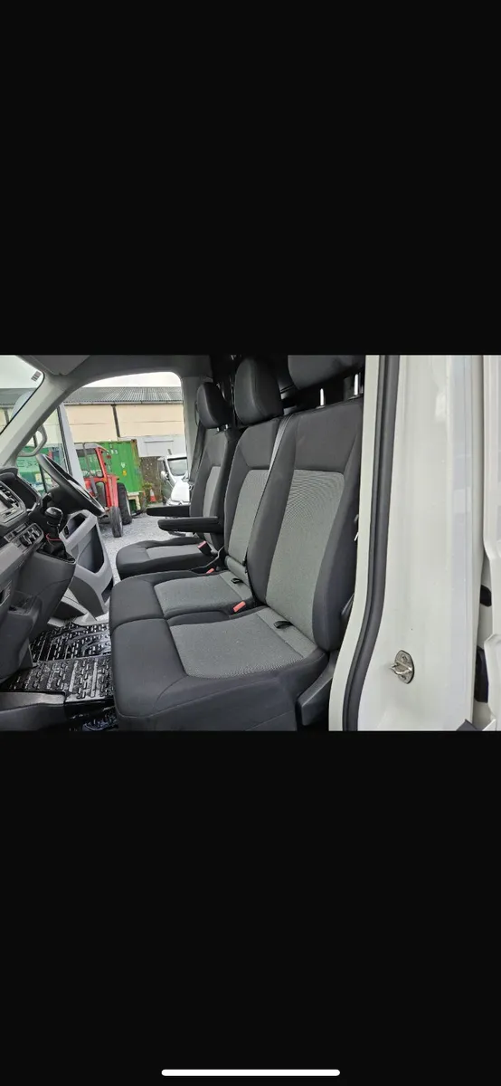 VW Craftor 2.0 TDI 140BHP - Image 2