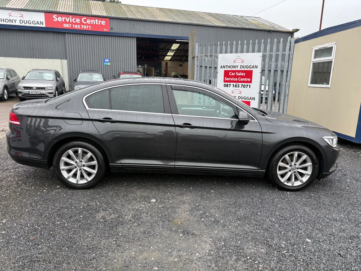 18 Volkswagen Passat 2.0tdi business edition - Image 2