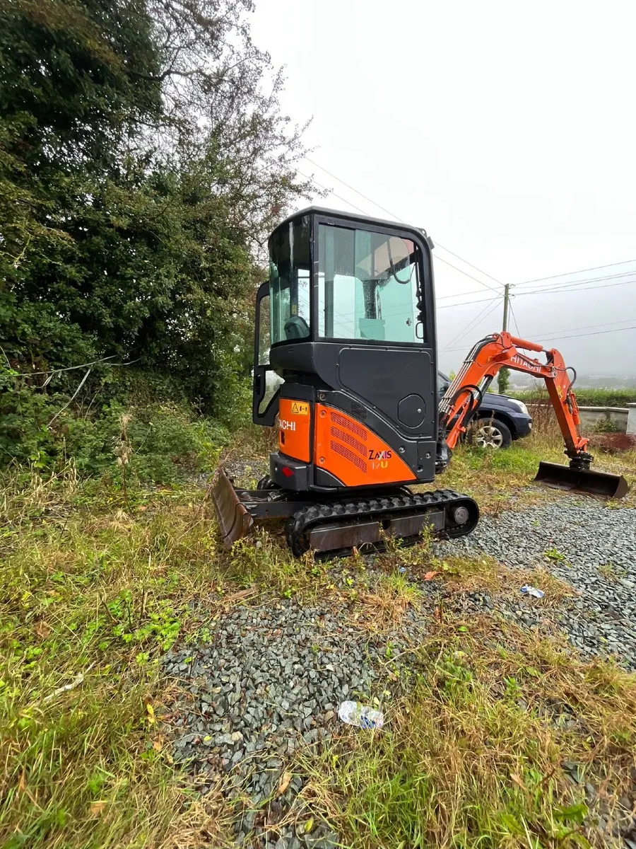 2 tonn Digger zaixes u 17 hitachi - Image 2