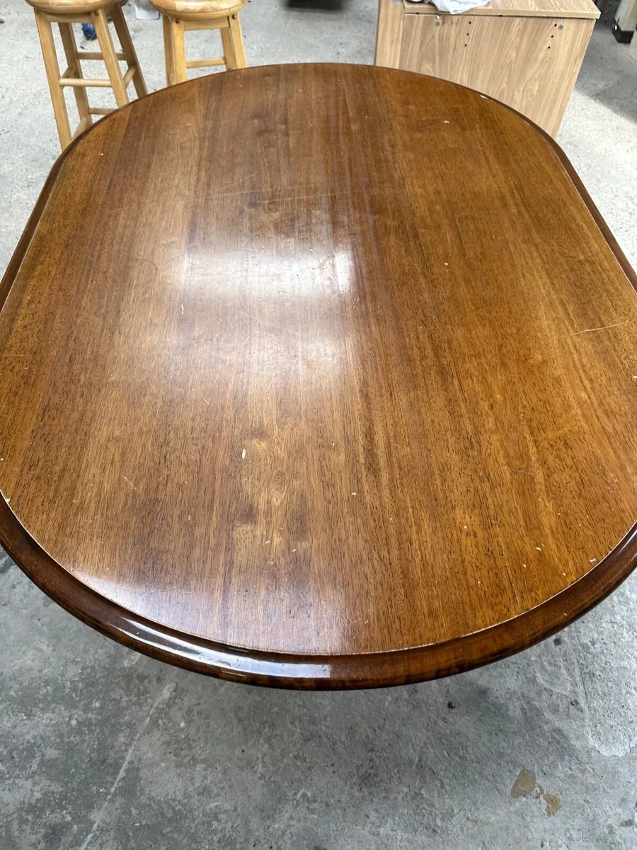 Kitchen table - Image 1
